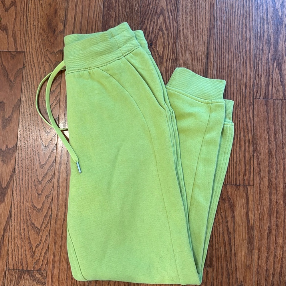 Scuba sweats